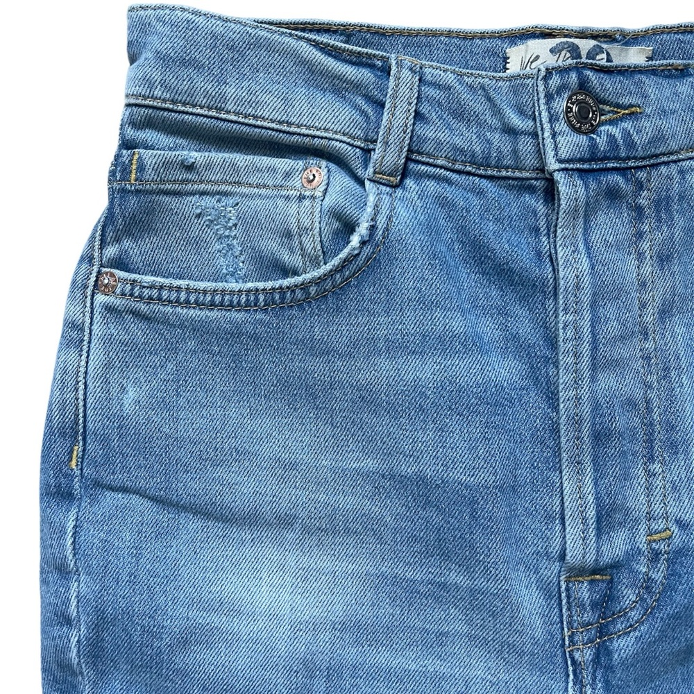 We The Free Light Wash Distressed Button Fly High Rise Raw Hem Skinny Jeans - Picture 3 of 11